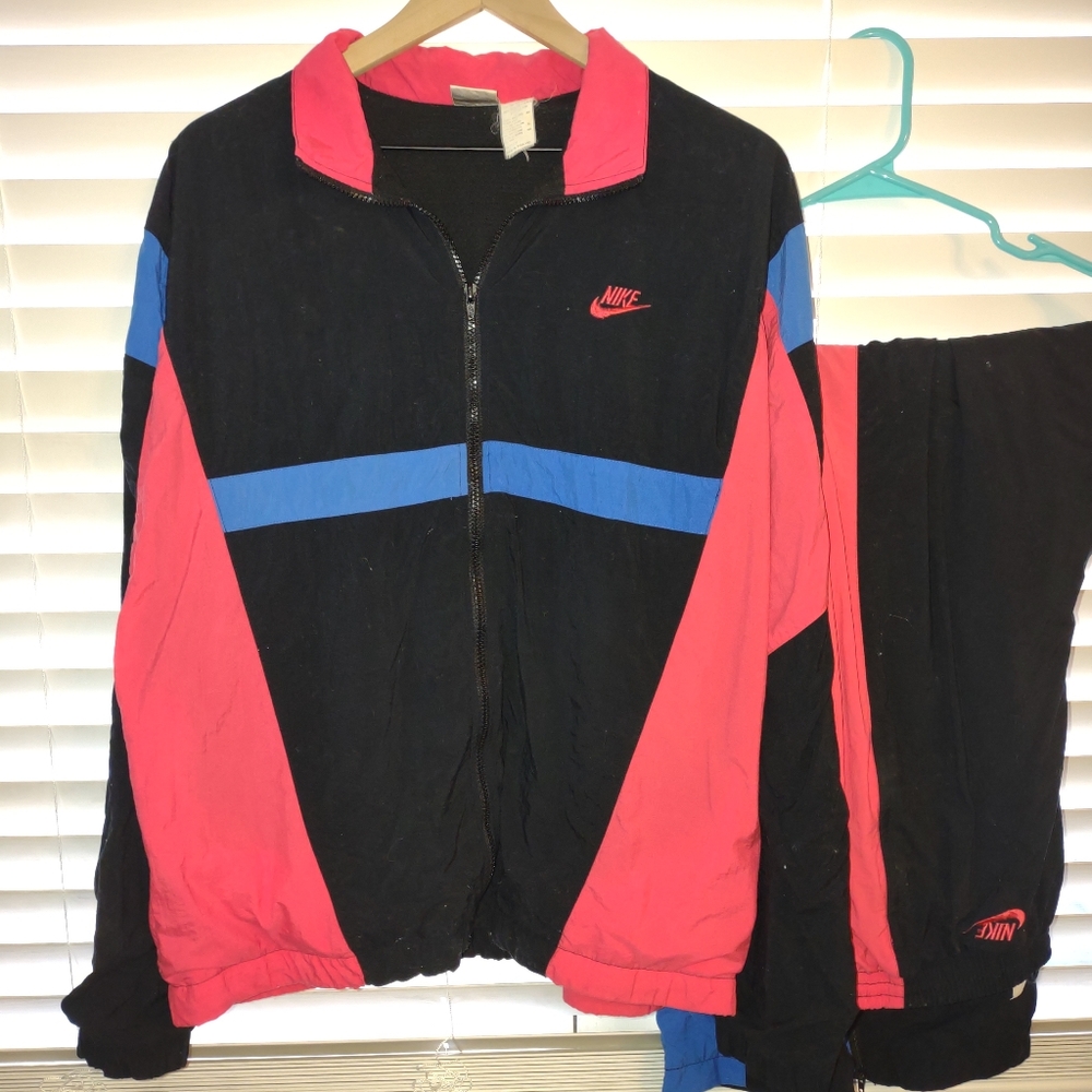 Vintage Nike jogging suit